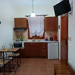 Katikies Stamatias & Maisonettes Agnontas