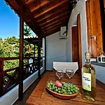 Katikies Stamatias & Maisonettes * Agnontas