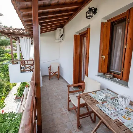 Katikies Stamatias & Maisonettes Апартаменты Agnontas