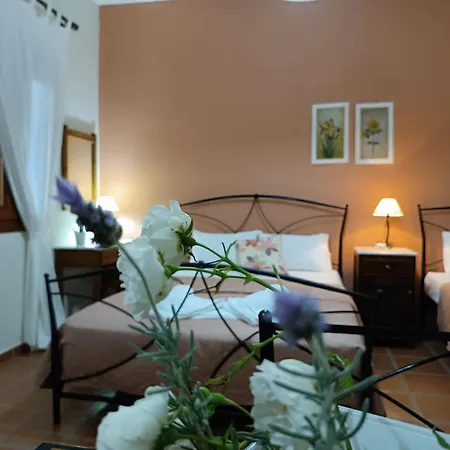 Katikies Stamatias & Maisonettes