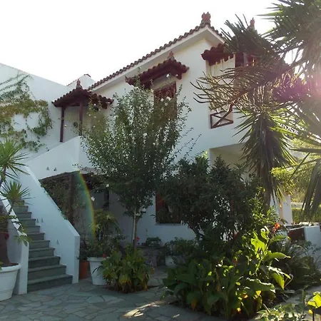 Katikies Stamatias & Maisonettes *