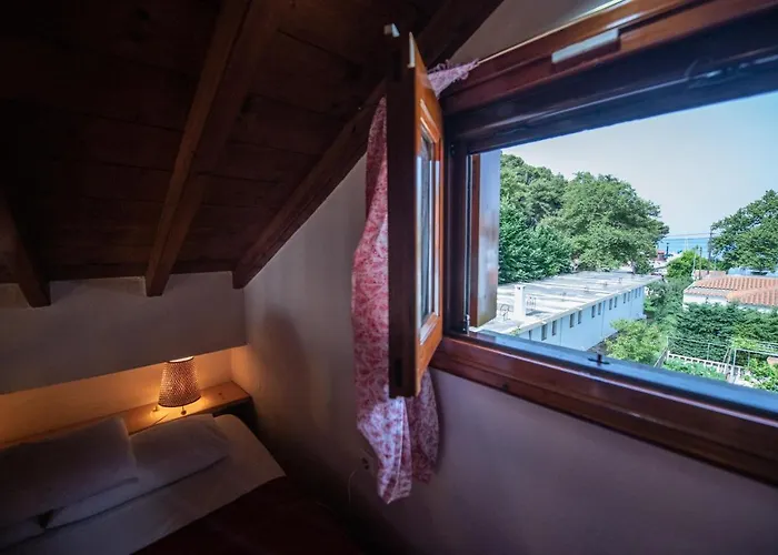 Katikies Stamatias & Maisonettes Apartment