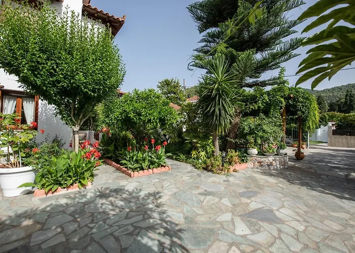 Katikies Stamatias & Maisonettes Agnontas