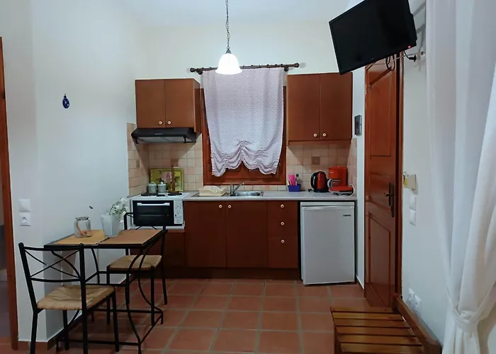 Katikies Stamatias & Maisonettes Agnontas