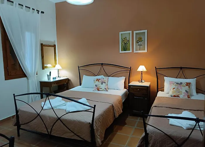 Katikies Stamatias & Maisonettes * Agnontas