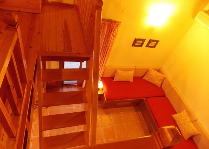 Katikies Stamatias & Maisonettes Apartment